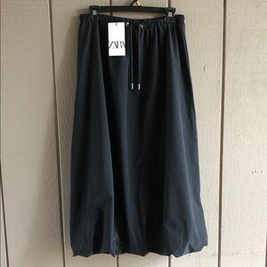 Zara Elegant Black Maxi Skirt